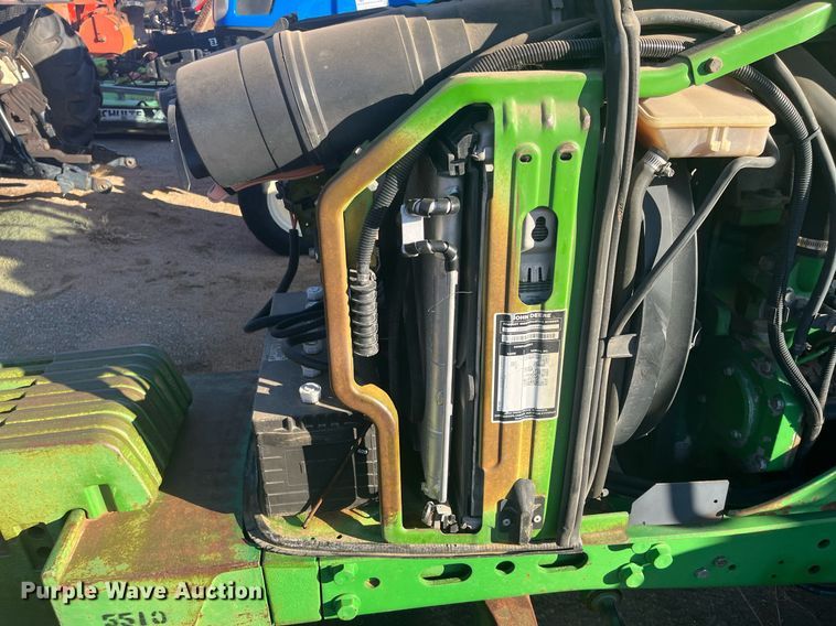 image for item DG5391 2005 John Deere 6415  tractor