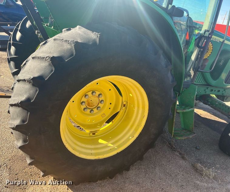 image for item DG5391 2005 John Deere 6415  tractor