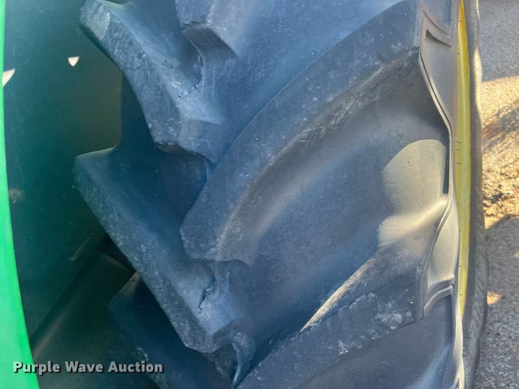 image for item DG5391 2005 John Deere 6415  tractor