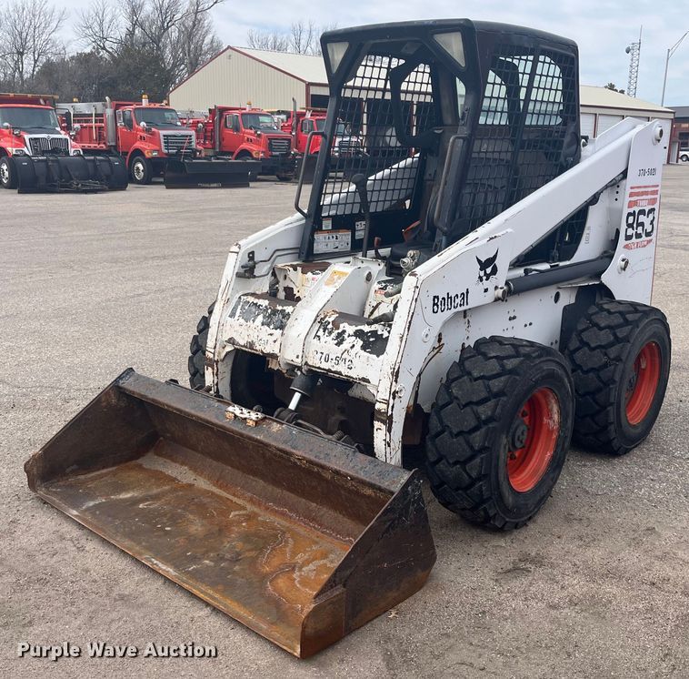 image for item DG5394 2001 Bobcat 863  skid steer loader