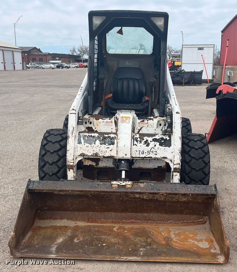 image for item DG5394 2001 Bobcat 863  skid steer loader