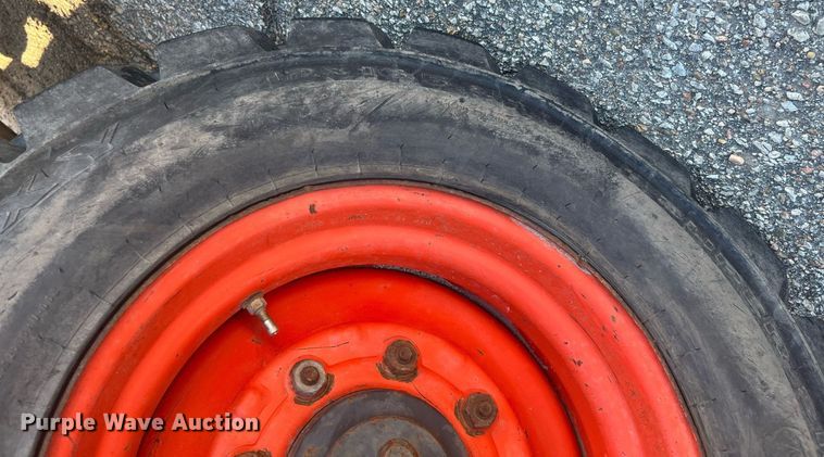 image for item DG5394 2001 Bobcat 863  skid steer loader