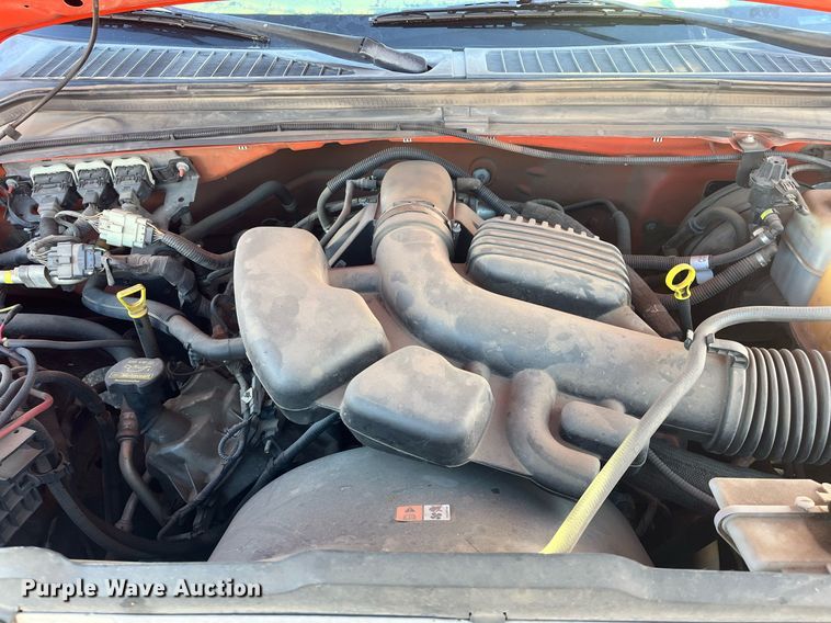 image for item DG5395 2010 Ford F250 Super Duty  utility bed pickup truck