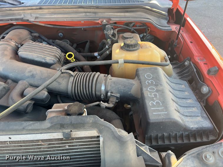 image for item DG5395 2010 Ford F250 Super Duty  utility bed pickup truck