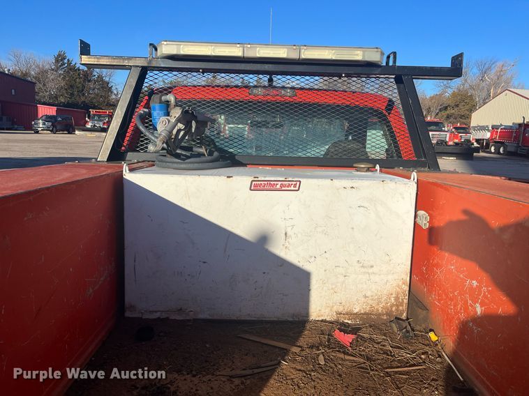 image for item DG5395 2010 Ford F250 Super Duty  utility bed pickup truck