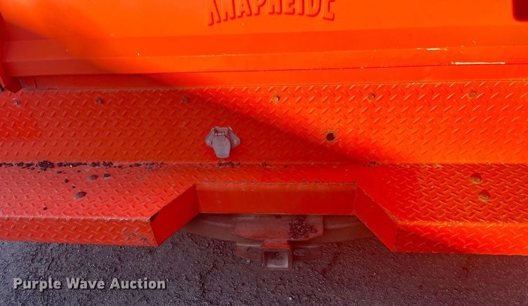 image for item DG5395 2010 Ford F250 Super Duty  utility bed pickup truck