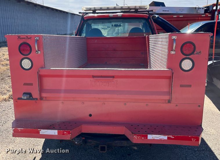 image for item DG5396 2006 Ford F250 Super Duty  utility bed pickup truck