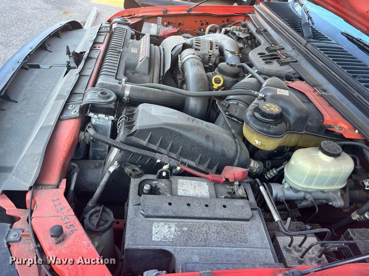 image for item DG5396 2006 Ford F250 Super Duty  utility bed pickup truck