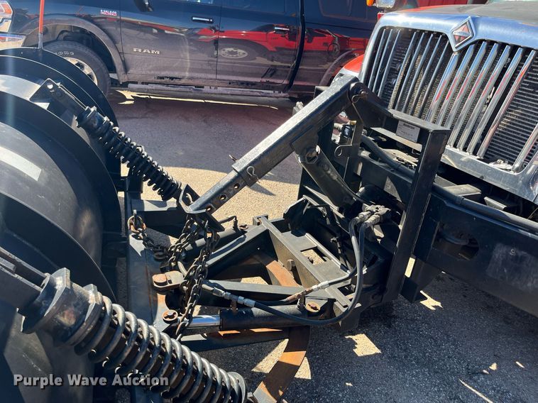 image for item DG5409 2007 International 7400  dump truck