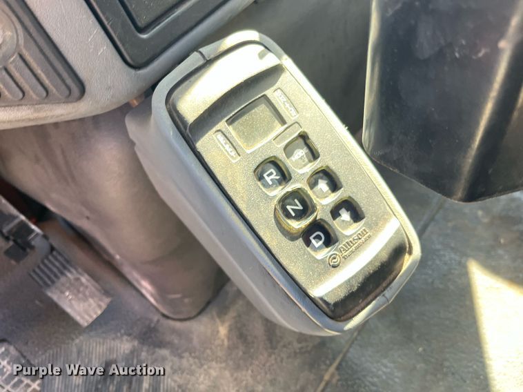 image for item DG5409 2007 International 7400  dump truck