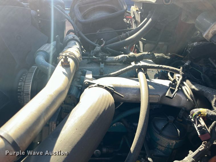 image for item DG5409 2007 International 7400  dump truck