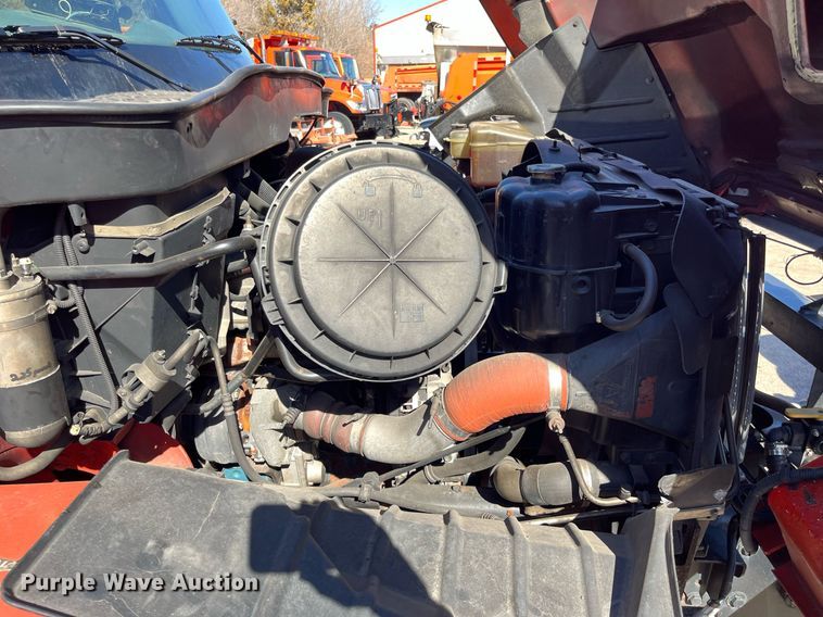 image for item DG5409 2007 International 7400  dump truck