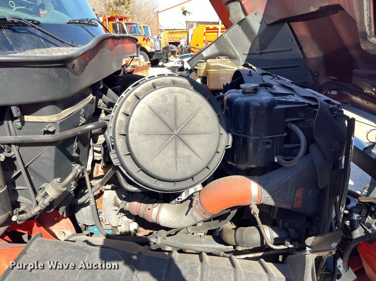 image for item DG5409 2007 International 7400  dump truck