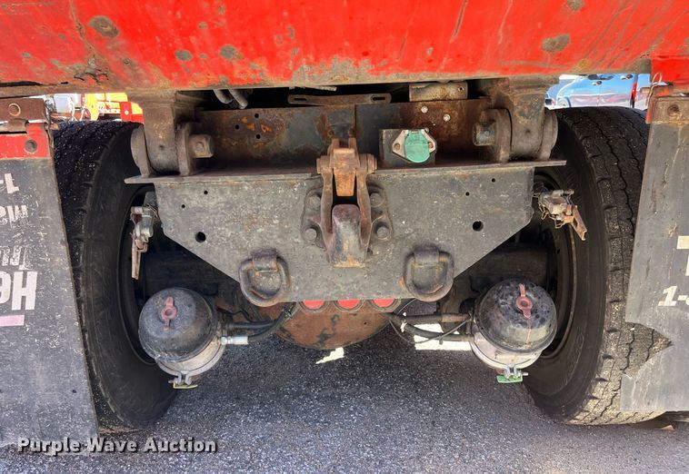 image for item DG5409 2007 International 7400  dump truck