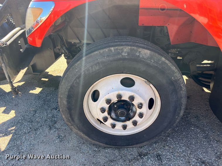 image for item DG5409 2007 International 7400  dump truck