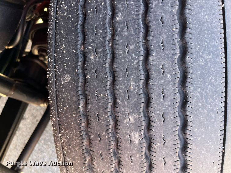 image for item DG5409 2007 International 7400  dump truck