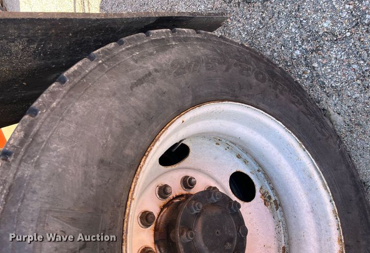 image for item DG5409 2007 International 7400  dump truck