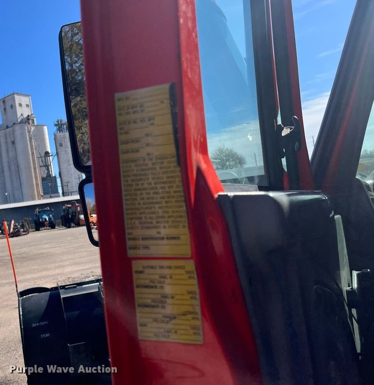 image for item DG5409 2007 International 7400  dump truck