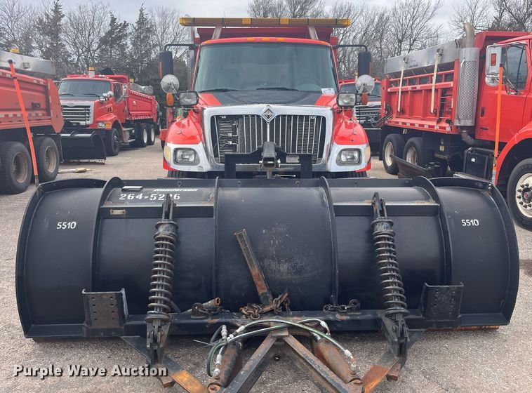 image for item DG5410 2007 International 7400  dump truck