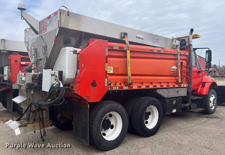 image for item DG5410 2007 International 7400  dump truck