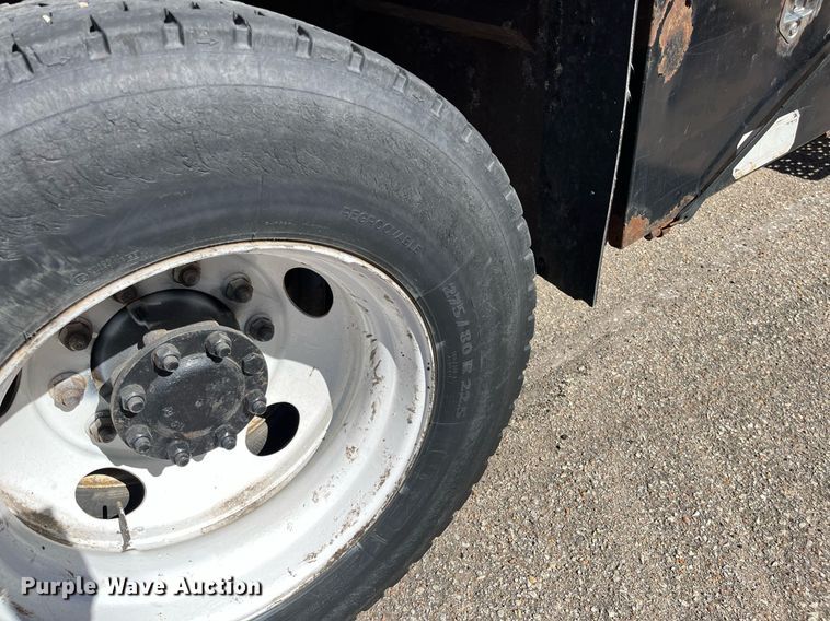 image for item DG5410 2007 International 7400  dump truck