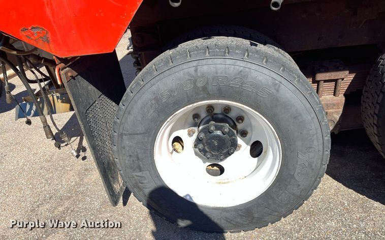 image for item DG5410 2007 International 7400  dump truck