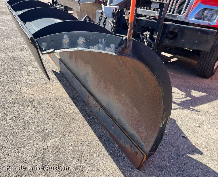 image for item DG5412 2007 International 7400  dump truck