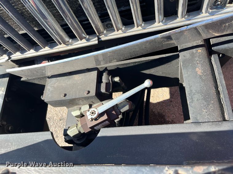 image for item DG5412 2007 International 7400  dump truck