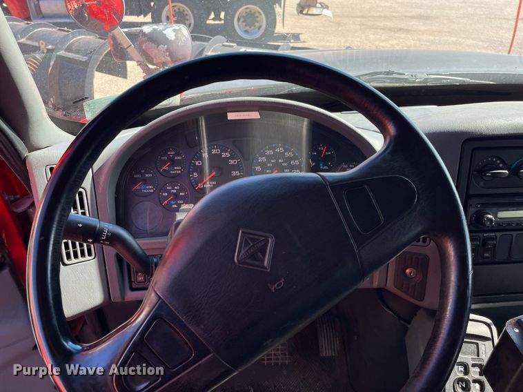 image for item DG5412 2007 International 7400  dump truck