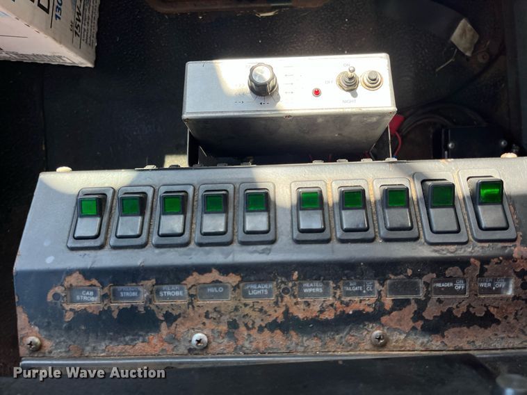 image for item DG5412 2007 International 7400  dump truck