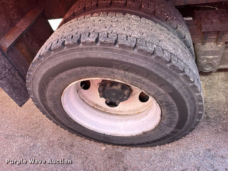 image for item DG5412 2007 International 7400  dump truck