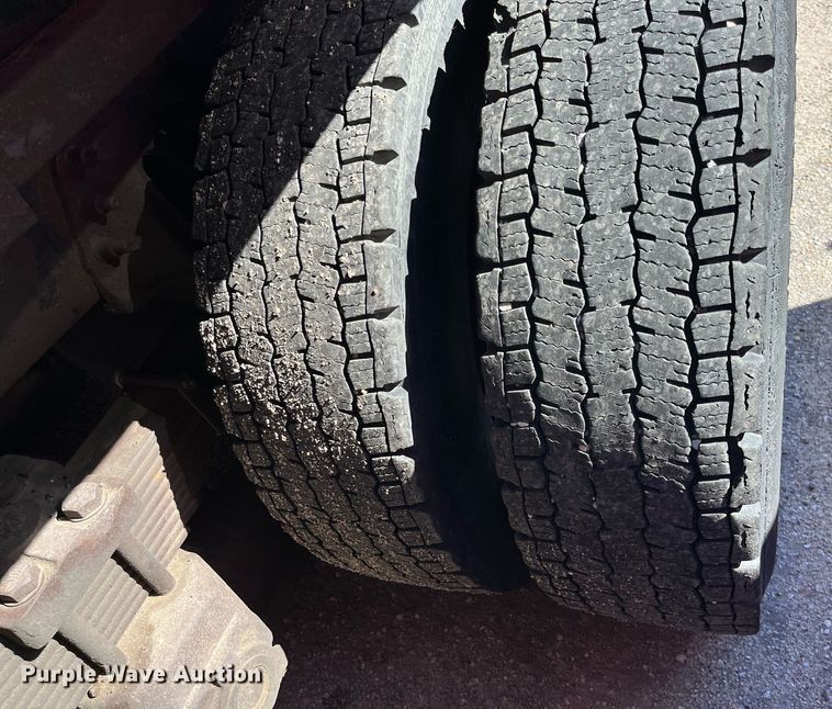 image for item DG5412 2007 International 7400  dump truck