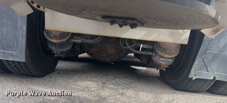 image for item DG5413 2007 International 7400  dump truck