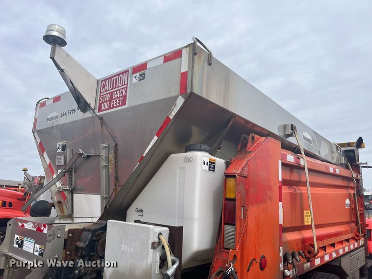 image for item DG5413 2007 International 7400  dump truck