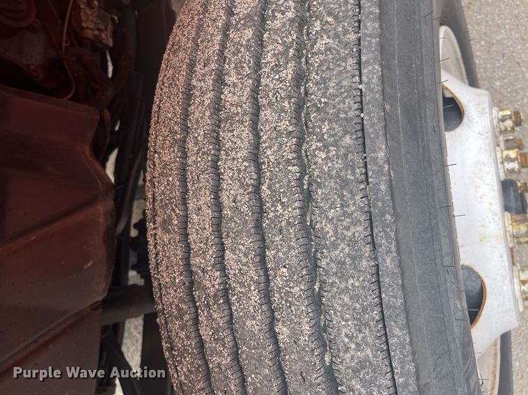 image for item DG5413 2007 International 7400  dump truck