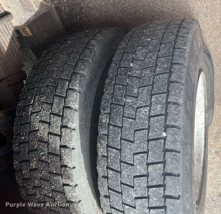 image for item DG5413 2007 International 7400  dump truck