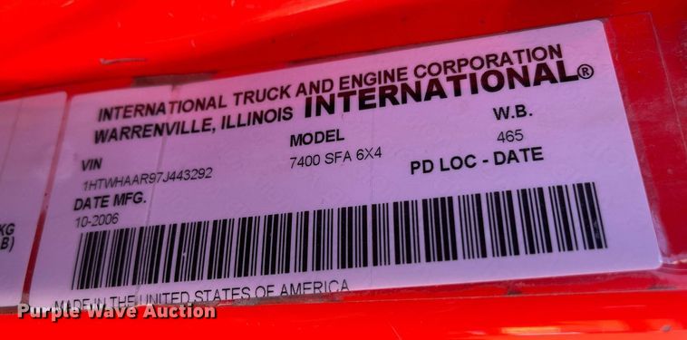 image for item DG5413 2007 International 7400  dump truck