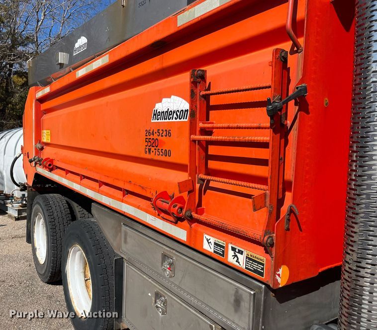 image for item DG5414 2007 International 7400  dump truck