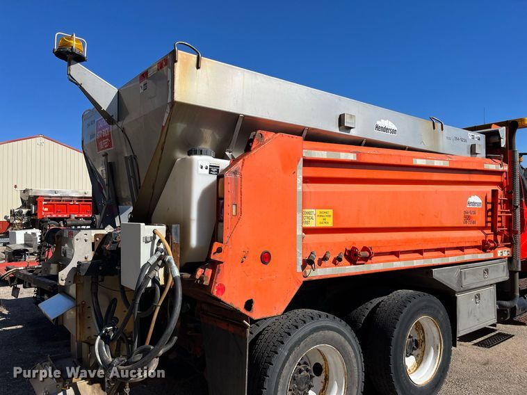 image for item DG5414 2007 International 7400  dump truck