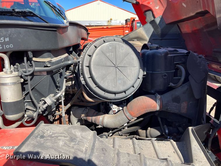 image for item DG5414 2007 International 7400  dump truck