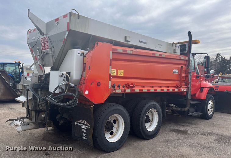 image for item DG5415 2007 International 7400  dump truck