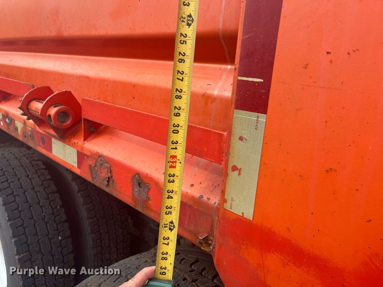 image for item DG5415 2007 International 7400  dump truck