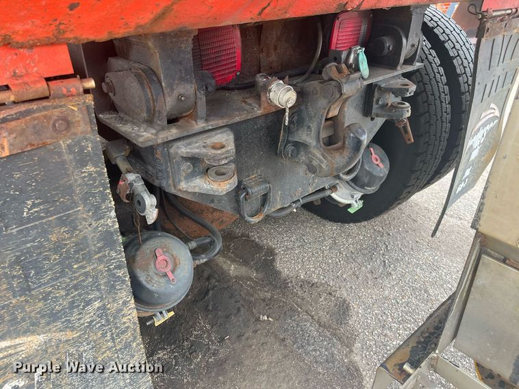 image for item DG5415 2007 International 7400  dump truck