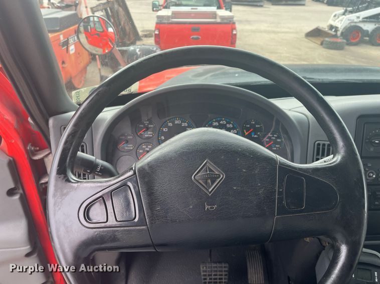 image for item DG5415 2007 International 7400  dump truck