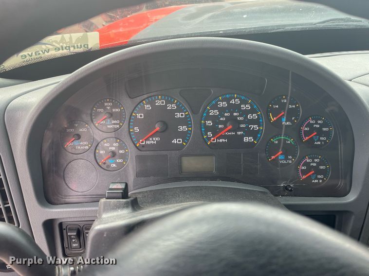 image for item DG5415 2007 International 7400  dump truck