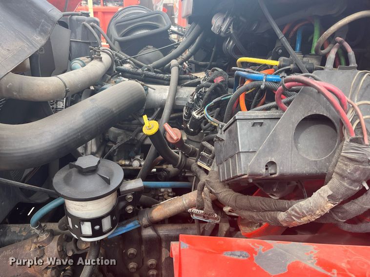 image for item DG5415 2007 International 7400  dump truck