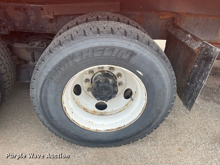 image for item DG5415 2007 International 7400  dump truck