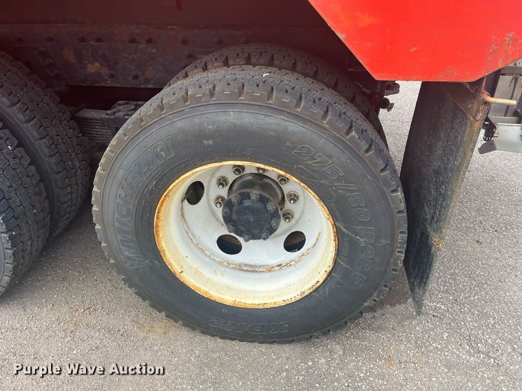 image for item DG5415 2007 International 7400  dump truck