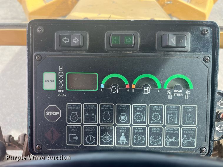 image for item DG5427 2001 John Deere 770CH  motor grader