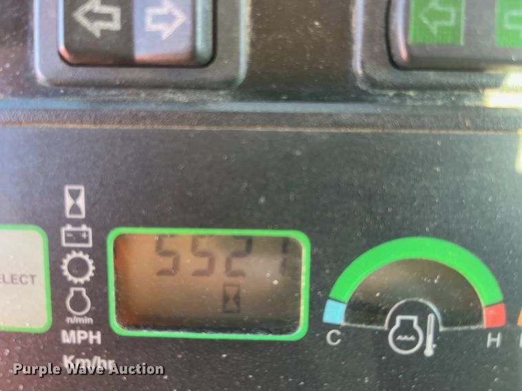 image for item DG5427 2001 John Deere 770CH  motor grader